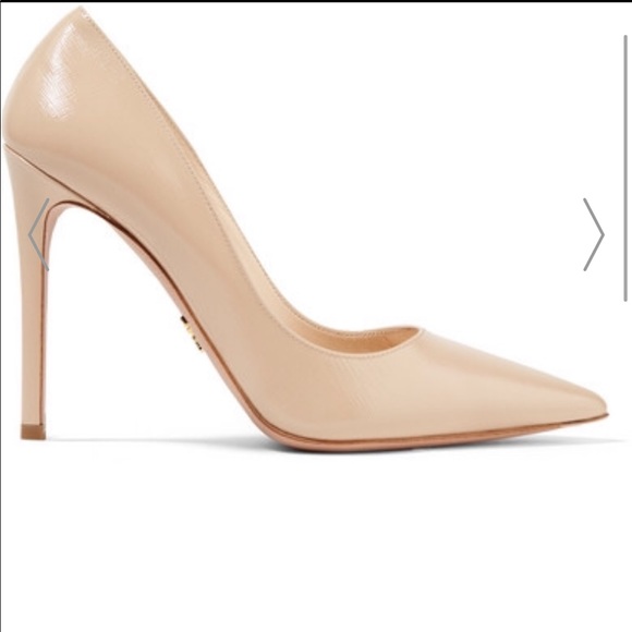 Prada Shoes - Prada textured leather pump